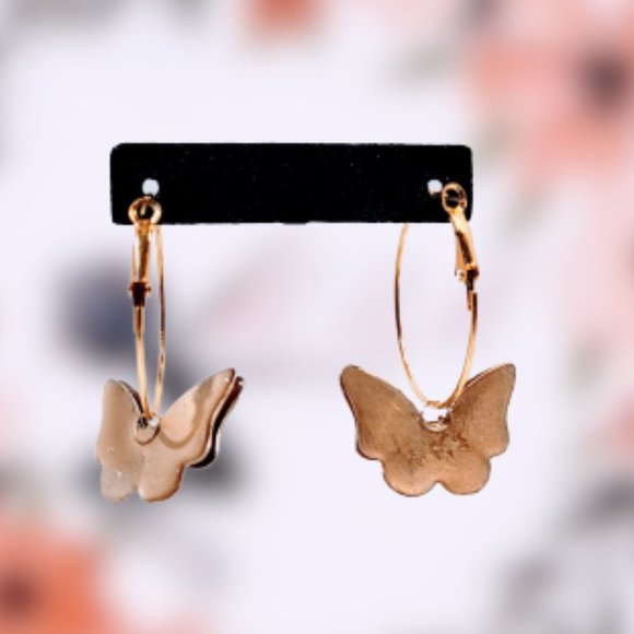 🆕MBM "Embossed Wings" Butterfly Charm Hoop Earrings - Picture 6 of 12